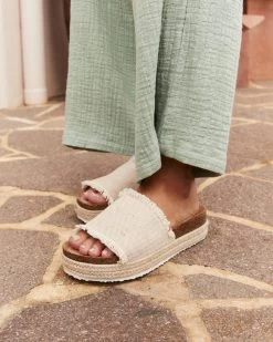 Greece Flatform Shoes