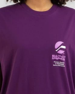 Credits T-Shirt 9 Credits T-Shirt -Women's Fashion Select Stores 20355100 01 RT XL